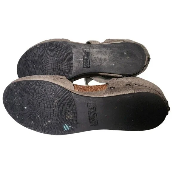 Axxiom Folly Mary Jane Wedges Size 8.5 Pewter - Picture 7 of 10